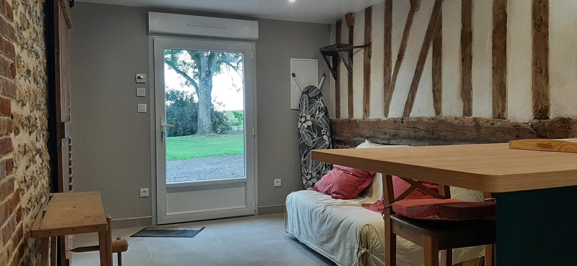 Le Thuit - F2 Plain Pied Tout Equipe A La Ferme Charleval  Bagian luar foto